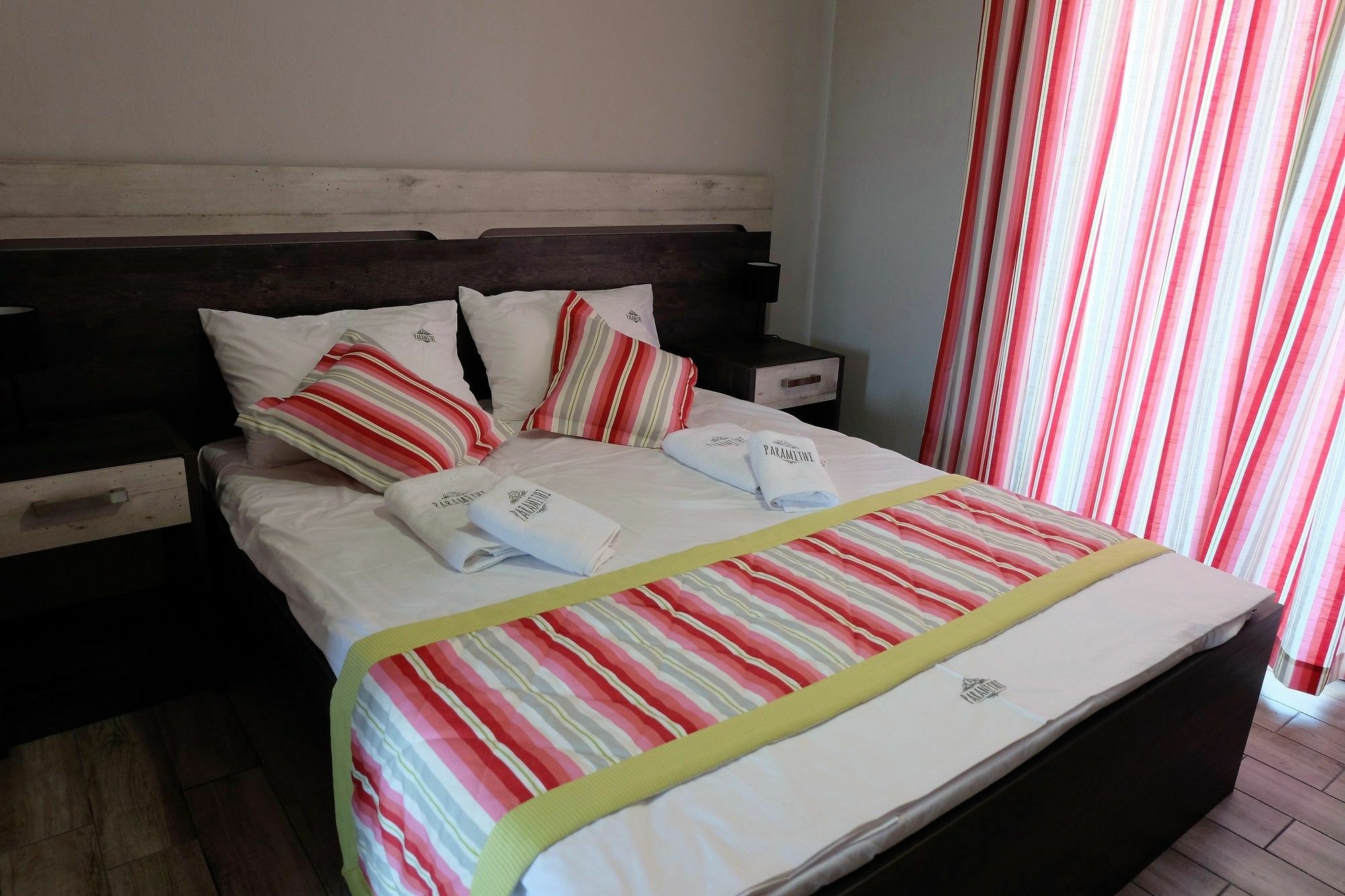 Paramithi Luxury Apartments Nikiti  Extérieur photo