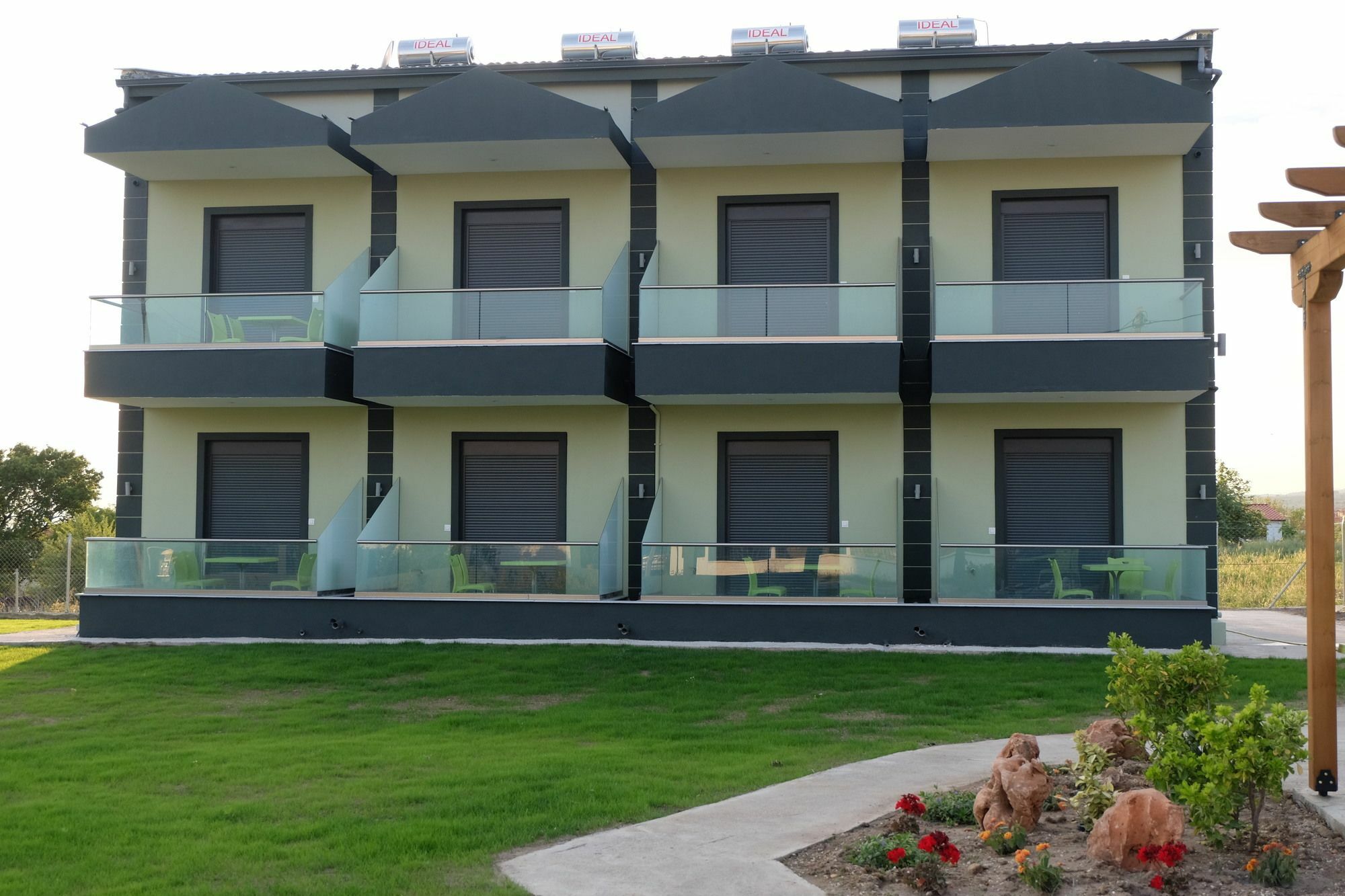 Paramithi Luxury Apartments Nikiti  Extérieur photo